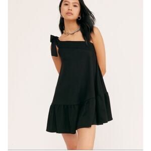 Free People Avery One Shoulder Black Tie
Mini Dress Sz XS